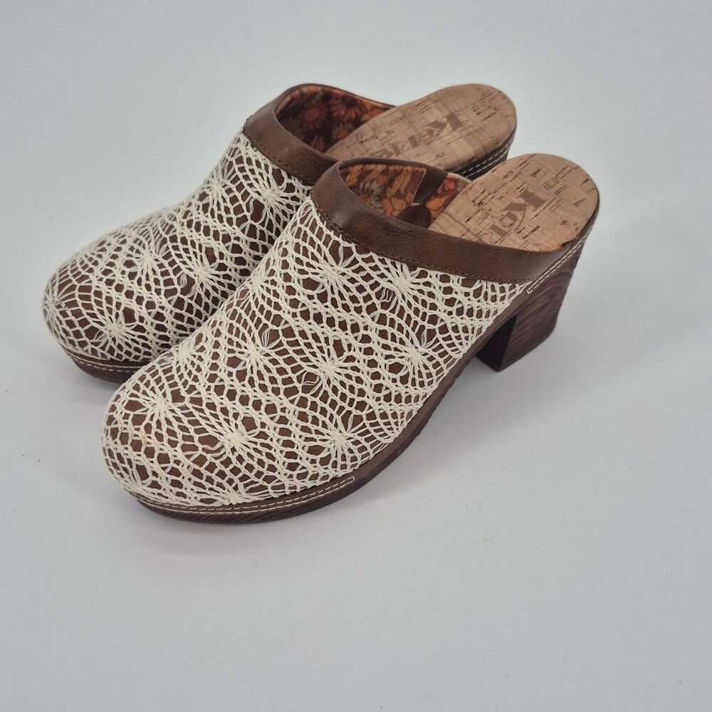 KORKS Clogs Womens Size 9 NORA Brown White Crochet Heels
